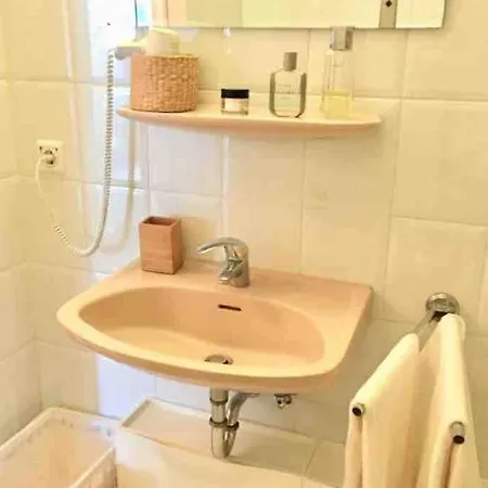- Dusseldorf - Apartament
